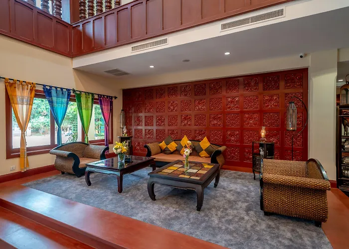 De La Renaissance Hotel 5*