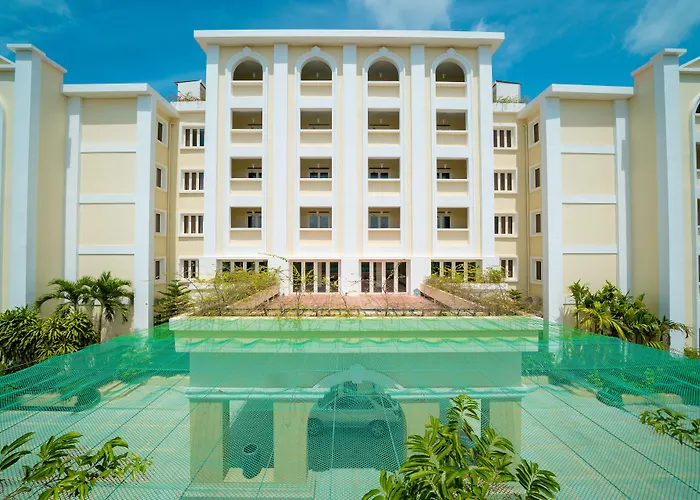 De La Renaissance Hotel