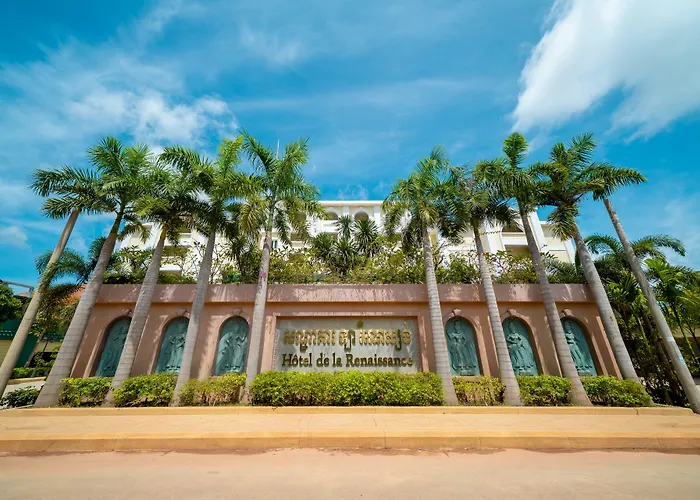 De La Renaissance Hotel 5*